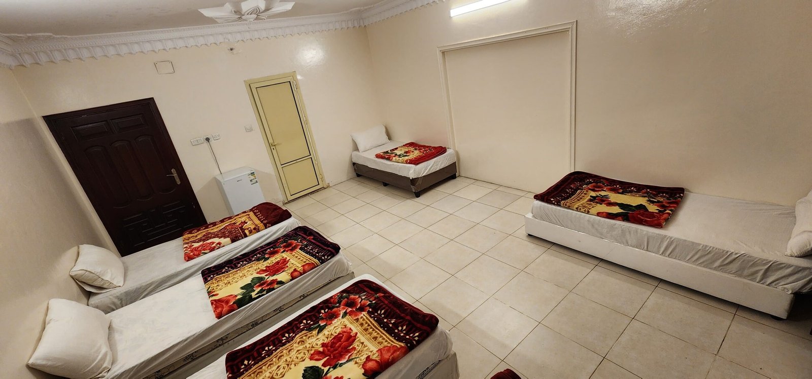 hotel-main-img
