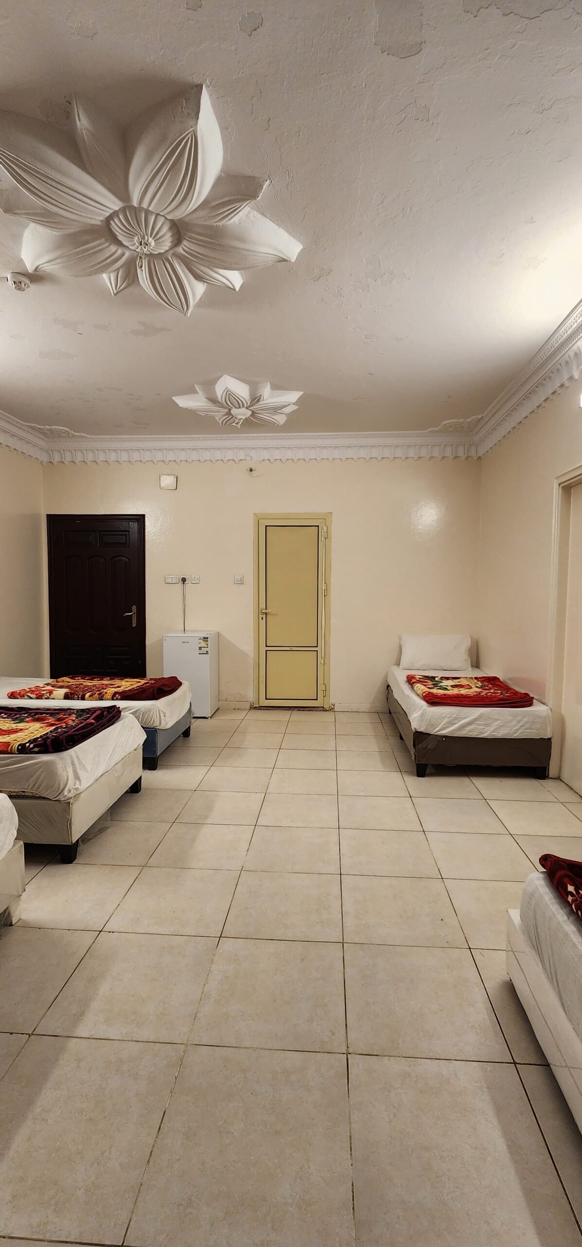 hotel-main-img