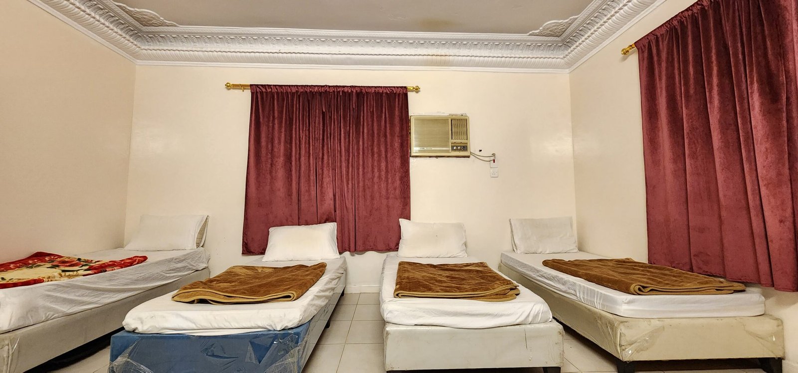 hotel-main-img
