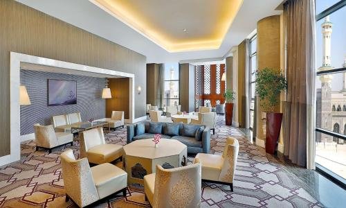 hotel-main-img